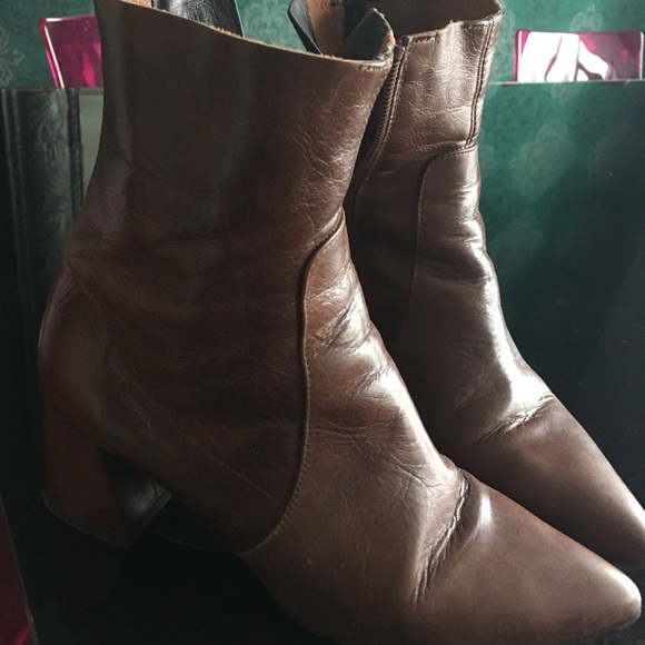 Luxurious Soft Leather L’Intervalle Boots! - Picture 3 of 5